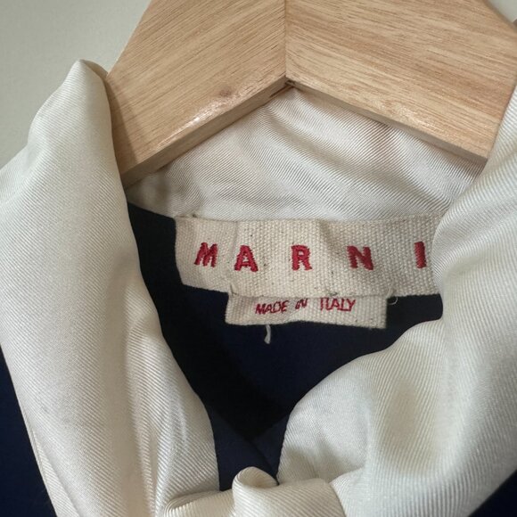 Marni top with tie. - Picture 3 of 10